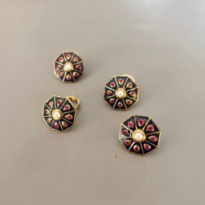 Shray Buttons