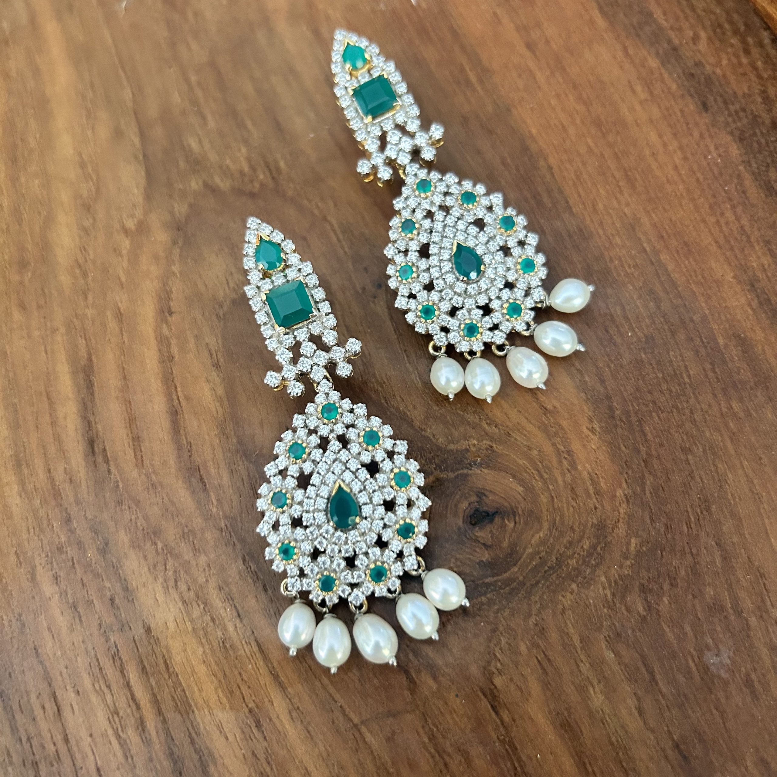 Arini Earrings
