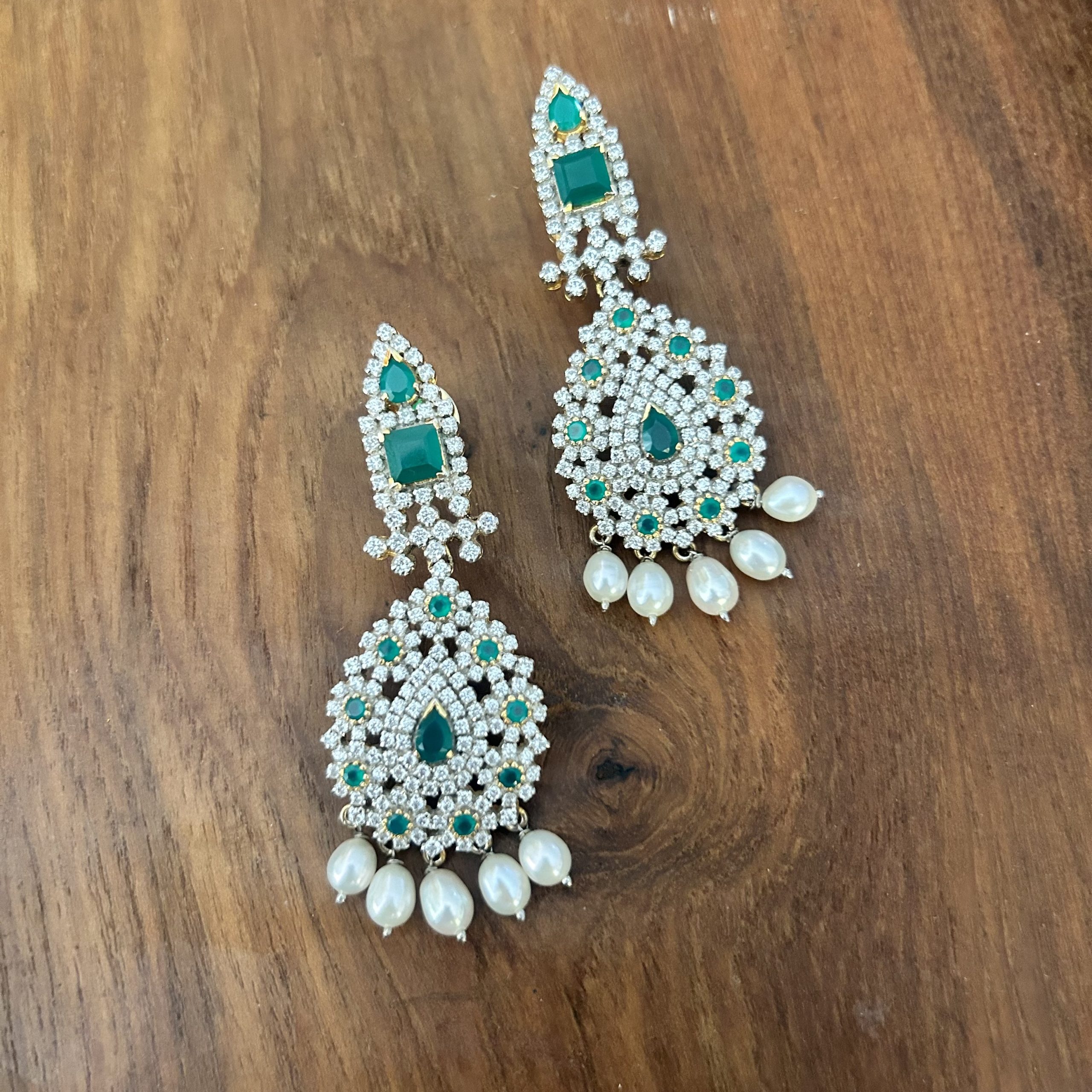 Arini Earrings
