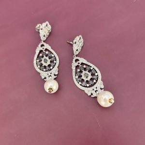 Vihan Earrings