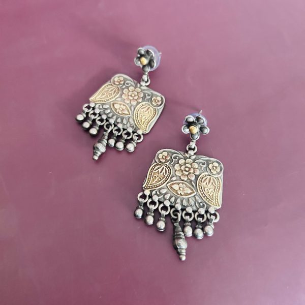 Madhuri Earrings - Image 3