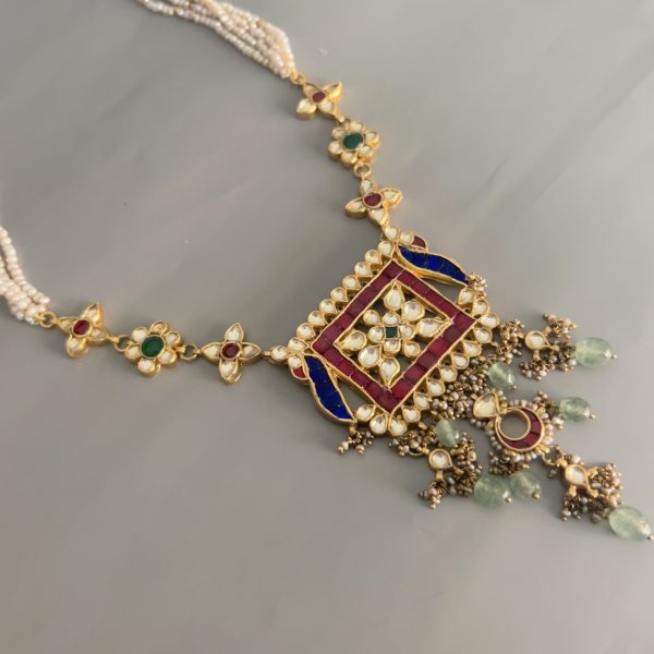 Kundan Necklace Set