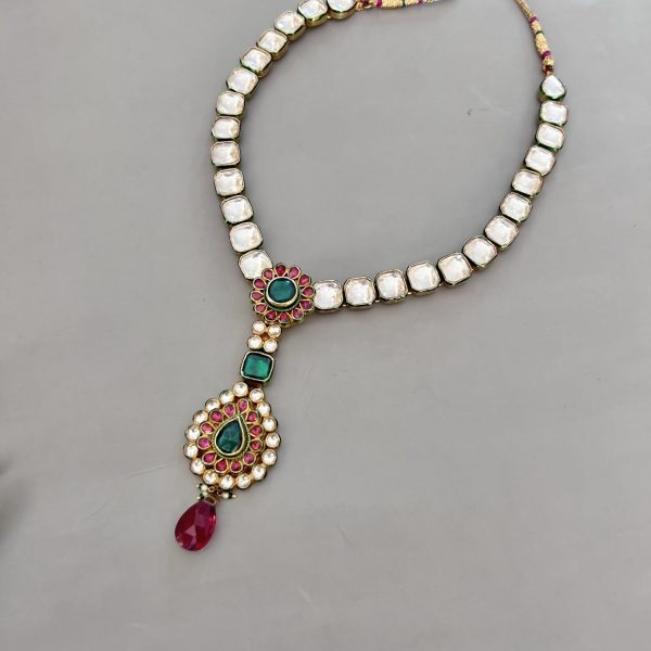 Ladies Necklace