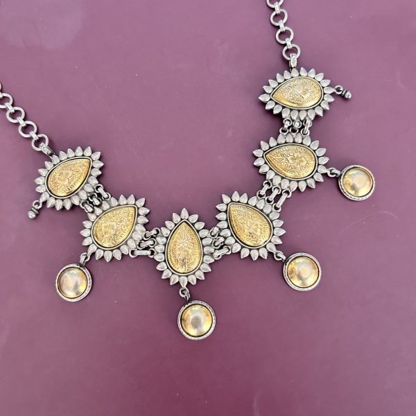 Vera Necklace - Image 3