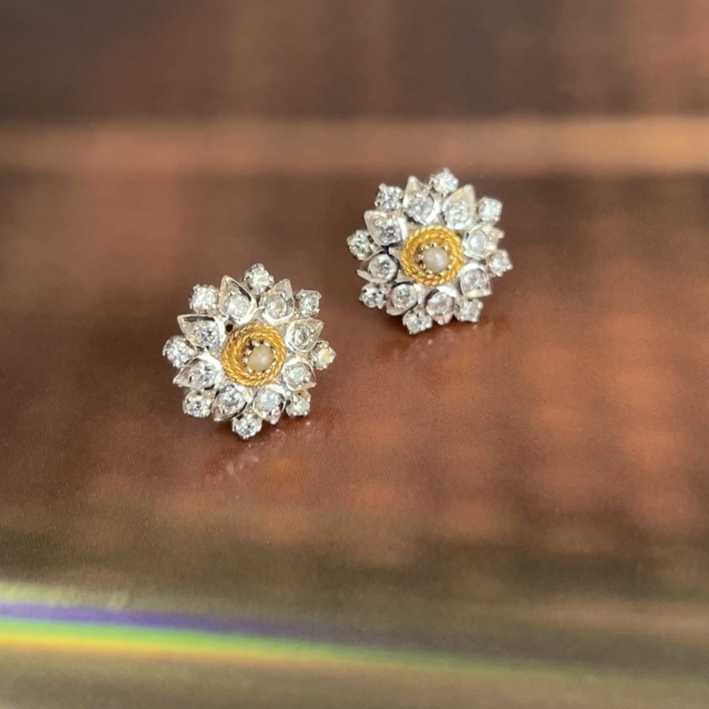 Laila Stud Earrings