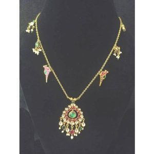 Splash Of Kundan Pendant With Parrot Pieces Golden Chain