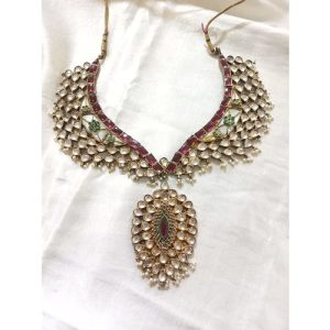 Rhodolite White Kundan Shell Pearl Necklace Set