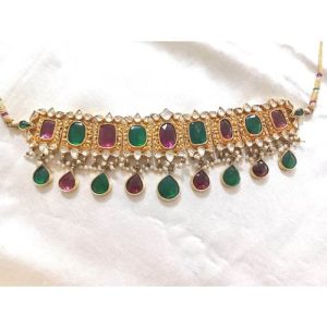 Splash Of Kundan Choker Necklace Set