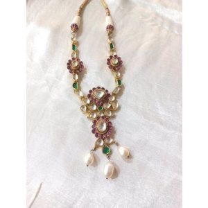 Splash Of Kundan Rhodolite Racket Setting Necklace Set