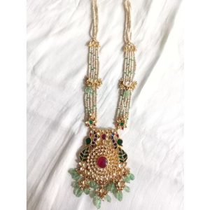 Splash Of Colors Kundan Peacock Pendant With Side Fresh Water Pearls Mala And Kundan Pieces