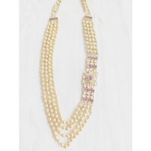 Rhodo White Jadtar Side Pin With Four Line Golden Mala