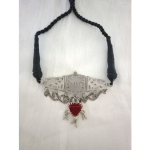 Silver Cutwork Choker With Red Stone Piece Necklace