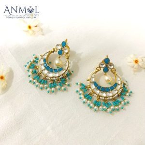 Turquoise And White Kundan Chand Piece Necklace Set