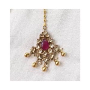 Red White Kundan Silver Based Maang Tikka