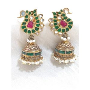 A Splash Of Kundan Dool Earings