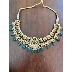 Green White Kundan N. Set