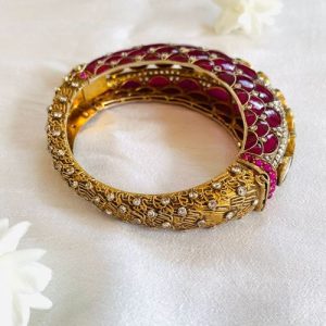 Golden Carving Pink Stone Cz Polki Kada