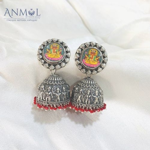 Silver Motif Carving Jhumka